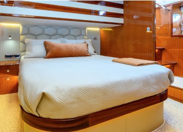 Pluto Matras