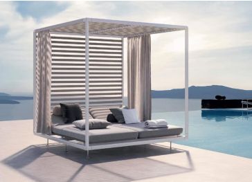 Vierhoekig Balinees bed