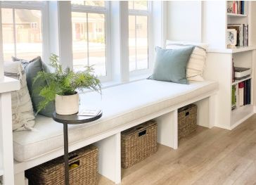 Rechthoekig bankkussen voor onder het raam